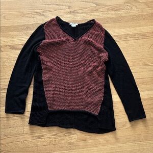 Helmut Lang Women’s Black and Red V-Neck Sweater Size Medium